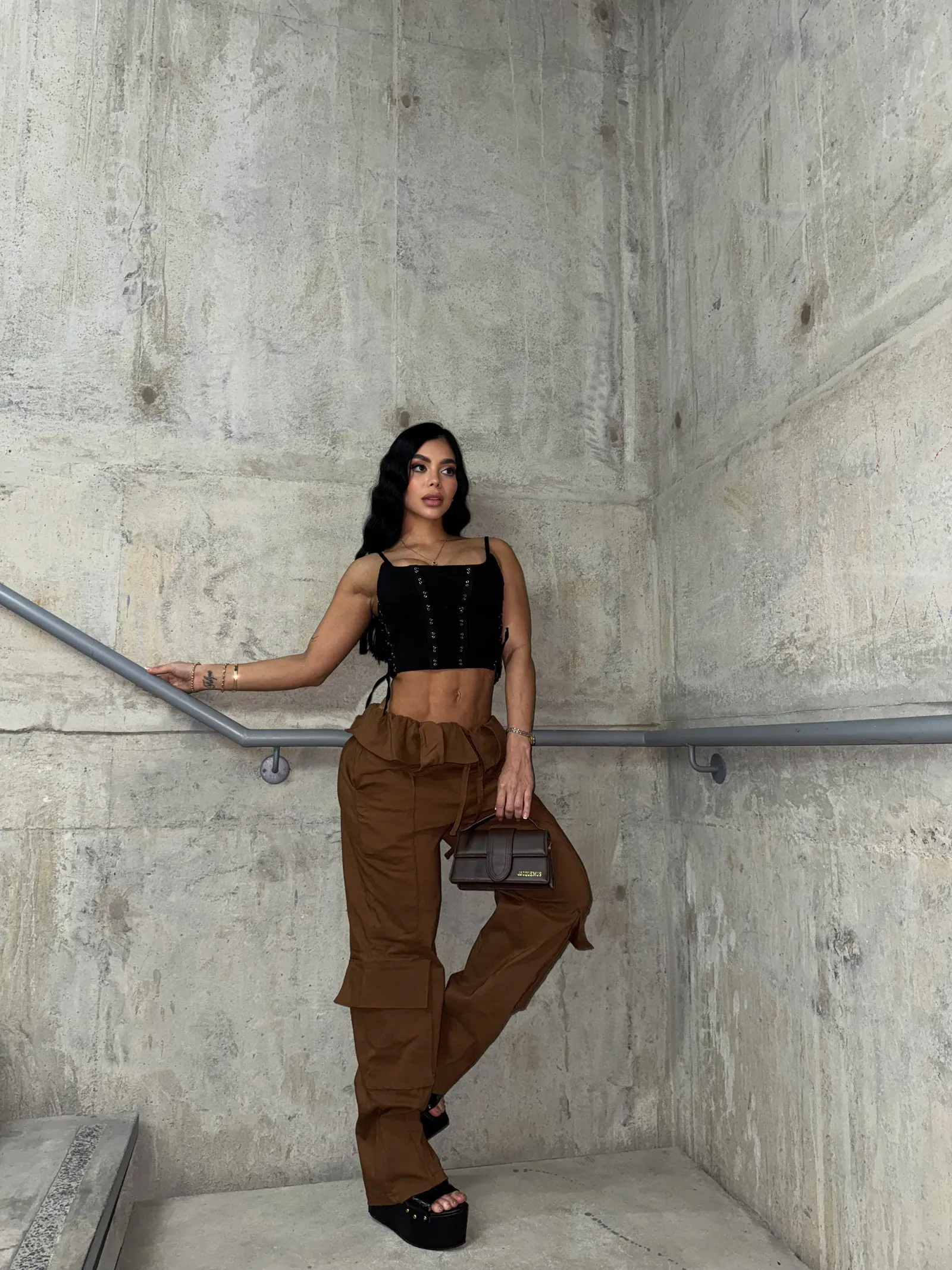 Pantalón boleros en toscana tipo dril con elongación