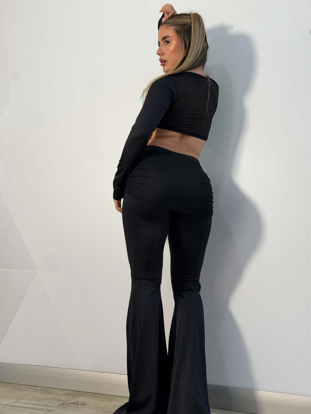 Set glam tela destellante con herrajes