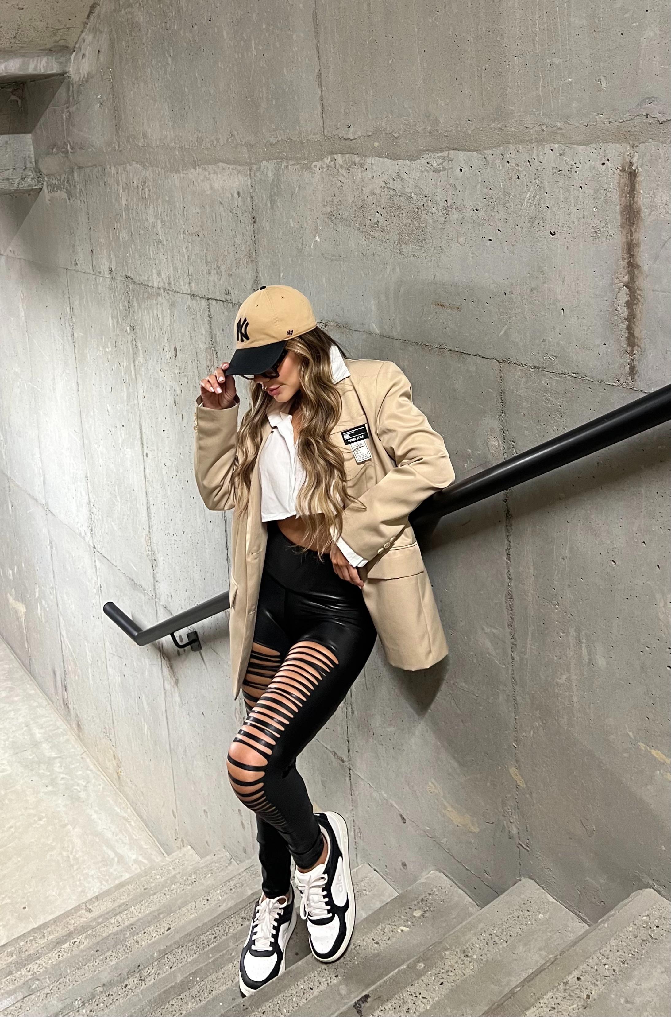 Leggins efecto Cuero – Stretch – Rasgados Urbanos